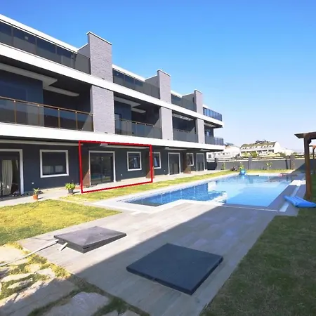 Mali Garden * Side