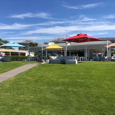 Apartament Mali Garden Side