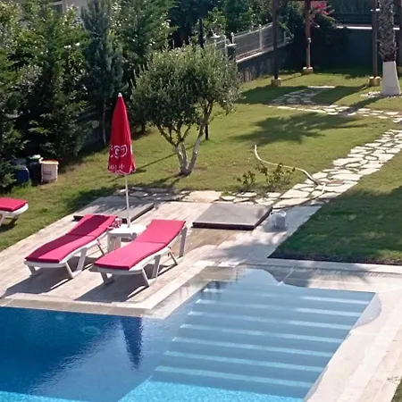 Apartment Mali Garden *