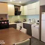 Appartamento Mali Garden Side